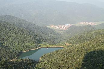 天堂硅谷組織員工赴大香林禪修